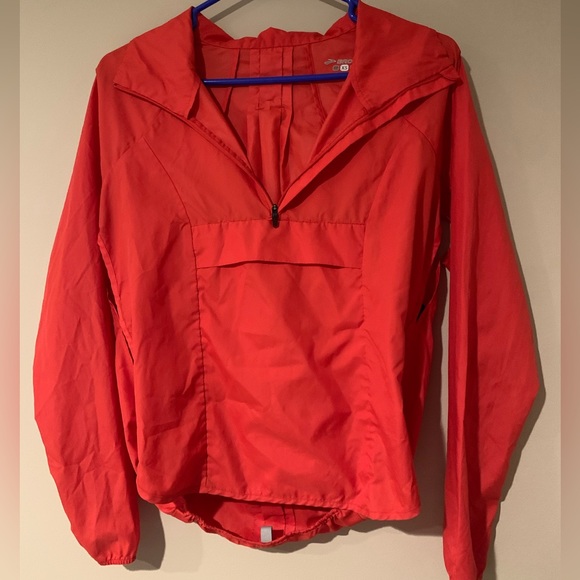 Women’s Brooks Cascadia Running Shell - Red - Picture 2 of 6